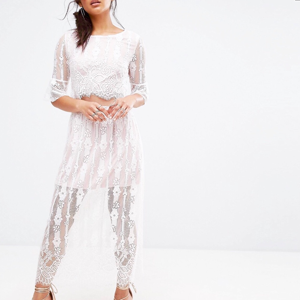 Boohoo Cut Out Waist Lace Maxi Dress - Picture 1 of 8